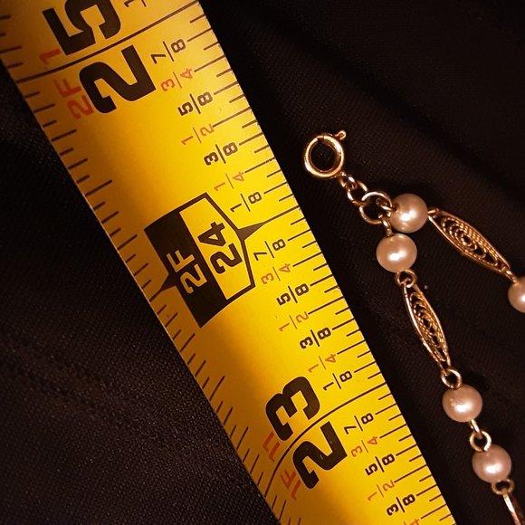 Vintage Pearl and Goldtoned Double Strand Necklace Signed TRIFARI - Picture 6 of 6